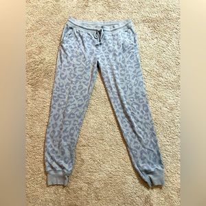 VS Pink leopard joggers